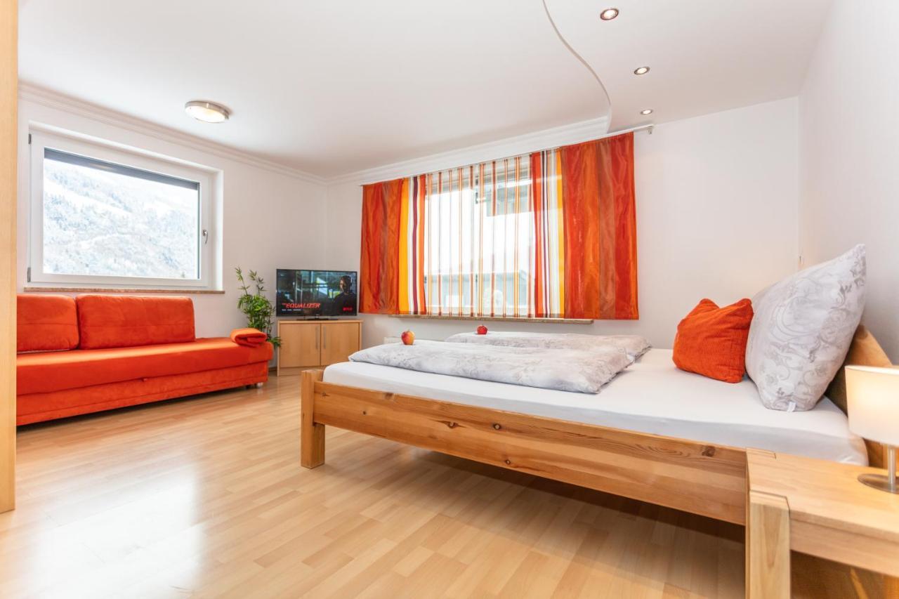 Apartmenthaus Maximilian Neukirchen am Großvenediger Eksteriør billede