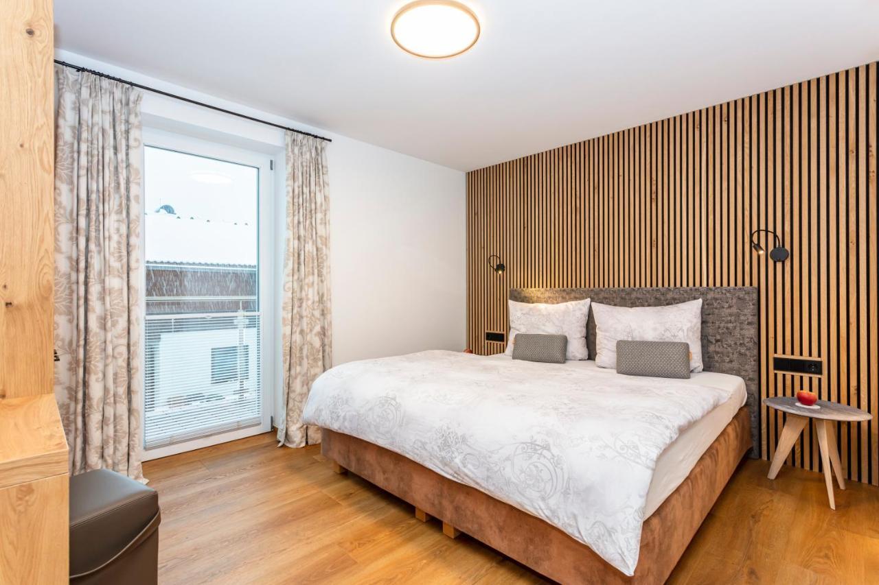 Apartmenthaus Maximilian Neukirchen am Großvenediger Eksteriør billede